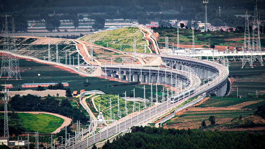 遼寧朝陽至凌海南高速鐵路明日開通運營