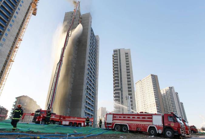 以练促防以查除患辽宁加紧行动筑牢高层建筑“防火墙”(图1)